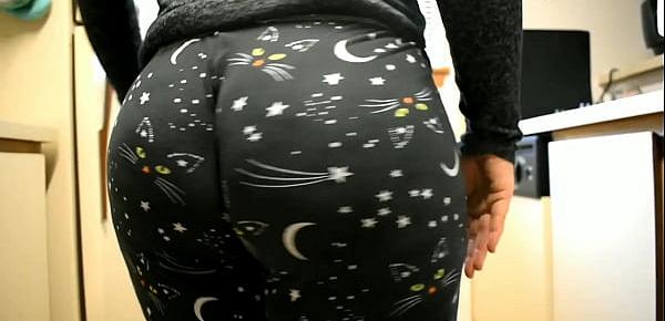  Mom Fat Booty Wedgie